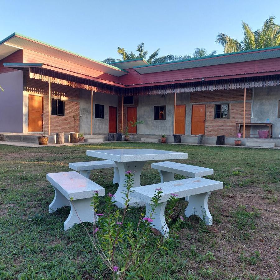 Yoga Homestay Seka Экстерьер фото
