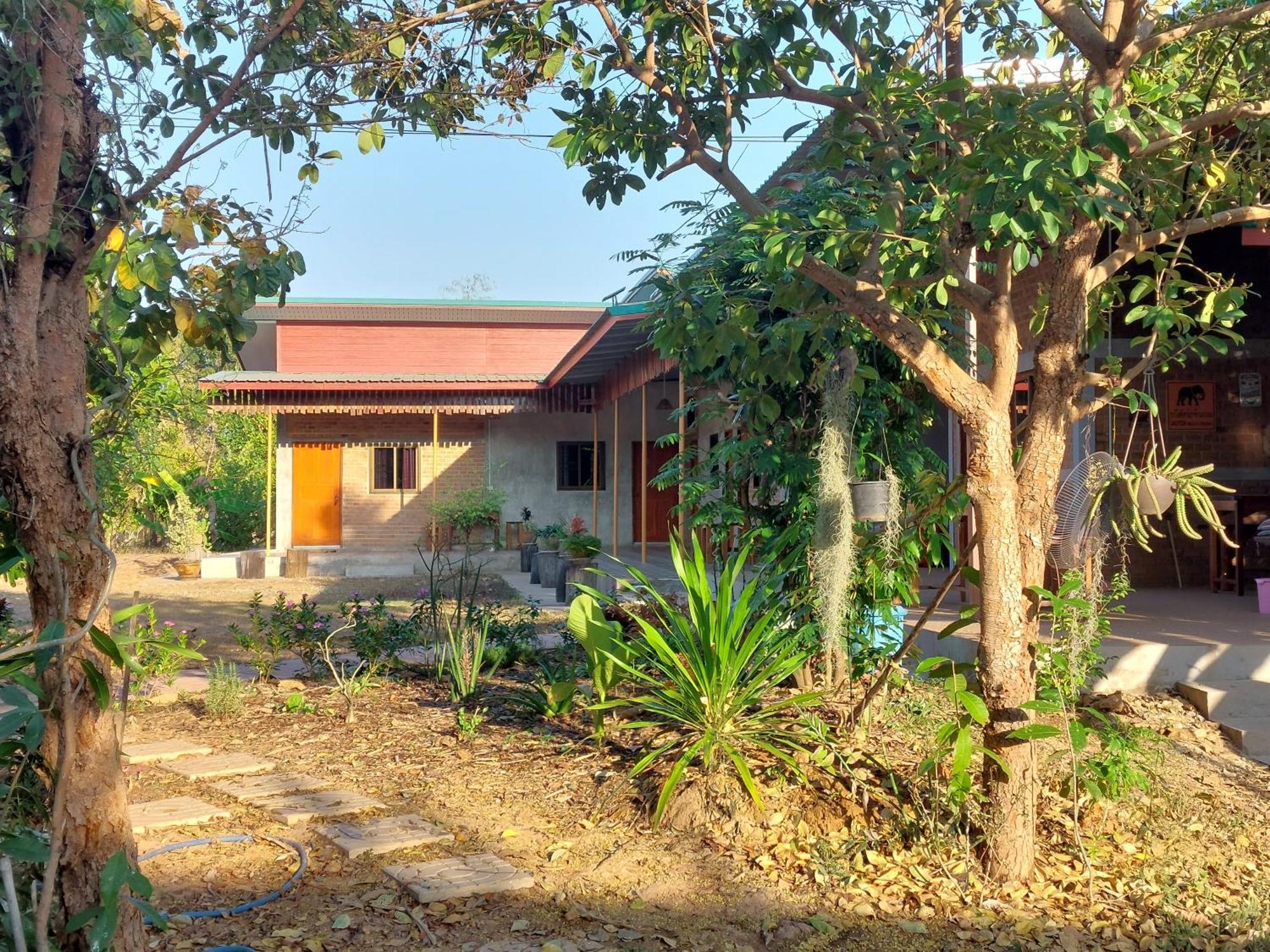 Yoga Homestay Seka Экстерьер фото